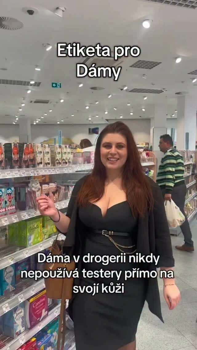 Dáma Reel - tester kůže