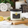 Vonná svíčka Village Candle Clean Musk & Vetiver  čistý mošus a vetiver, 396 g