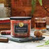 Vonná svíčka Village Candle Spiced Tobac & Honey  kořeněný tabák a med, 396 g